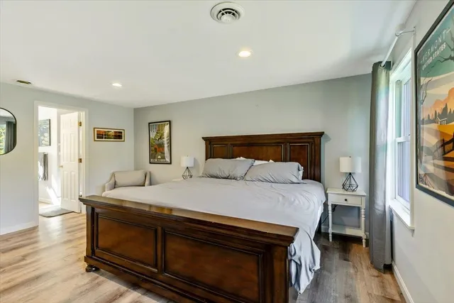 $1,090,000 | 165 Golf Course Road, Warren, VT 05674