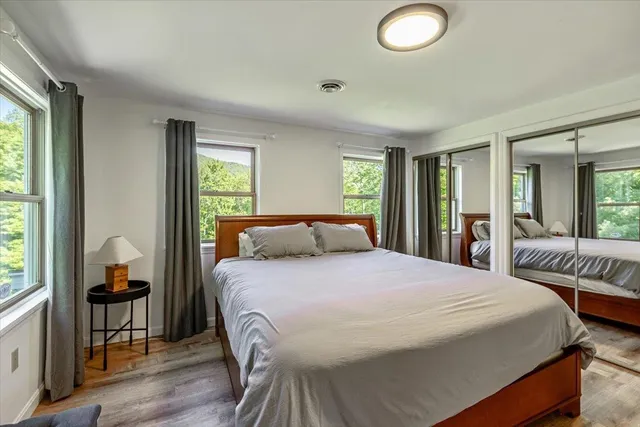 $1,090,000 | 165 Golf Course Road, Warren, VT 05674