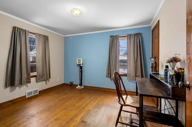 $164,900 | 1322 Elizabeth Avenue, Marinette, WI 54143