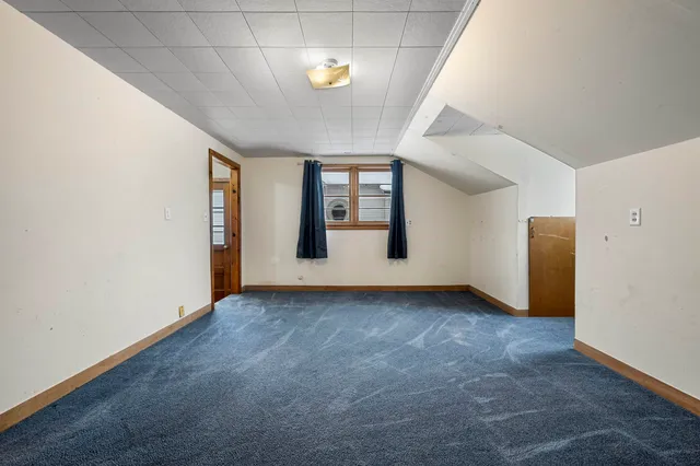 $164,900 | 1322 Elizabeth Avenue, Marinette, WI 54143