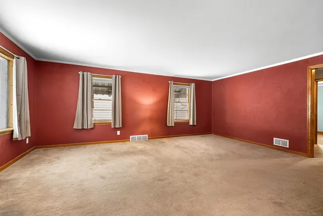 $164,900 | 1322 Elizabeth Avenue, Marinette, WI 54143