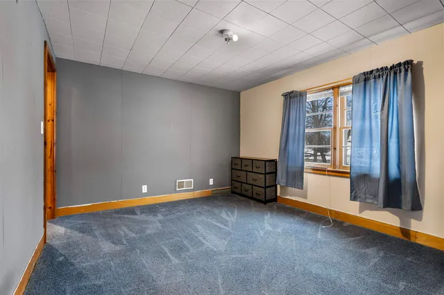 $164,900 | 1322 Elizabeth Avenue, Marinette, WI 54143