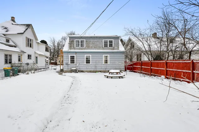 $164,900 | 1322 Elizabeth Avenue, Marinette, WI 54143