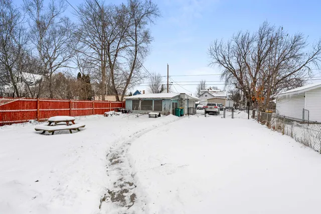 $164,900 | 1322 Elizabeth Avenue, Marinette, WI 54143