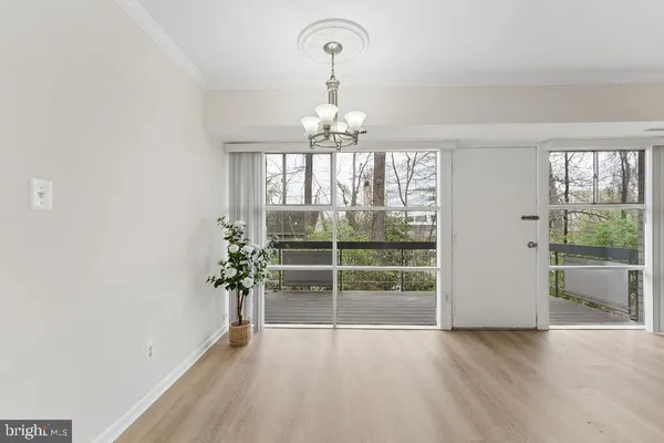 $260,000 | 7704 Donnybrook Court, Unit 102, Annandale, VA 22003