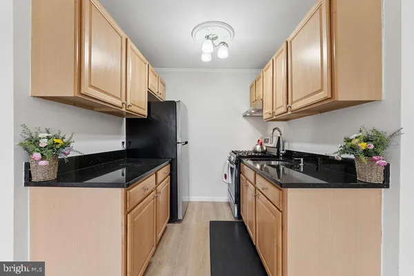 $260,000 | 7704 Donnybrook Court, Unit 102, Annandale, VA 22003
