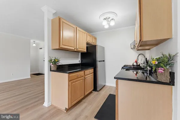 $260,000 | 7704 Donnybrook Court, Unit 102, Annandale, VA 22003