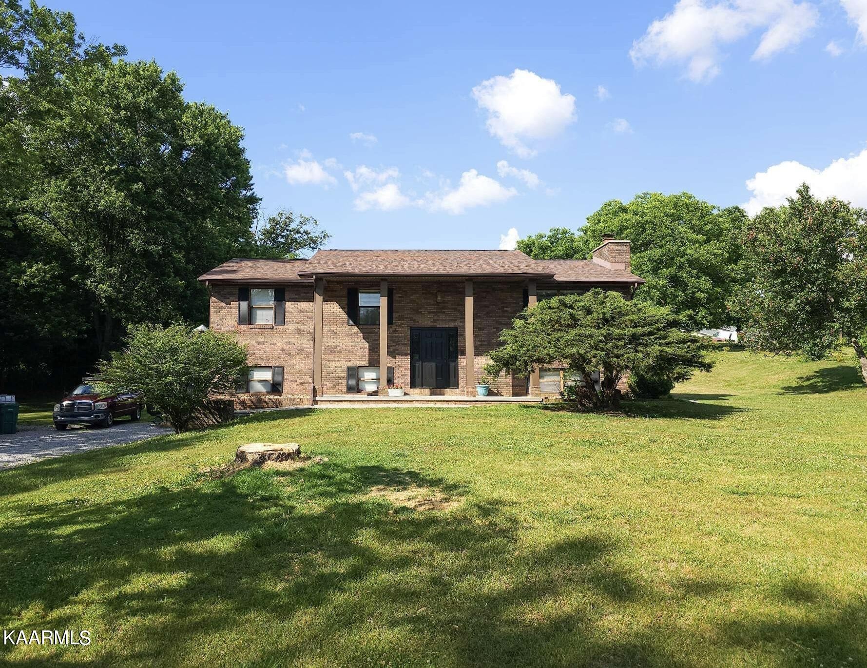 312 Gateway Road Maryville, TN 37804 - Photo 4 of 40 Gallery Image 4
