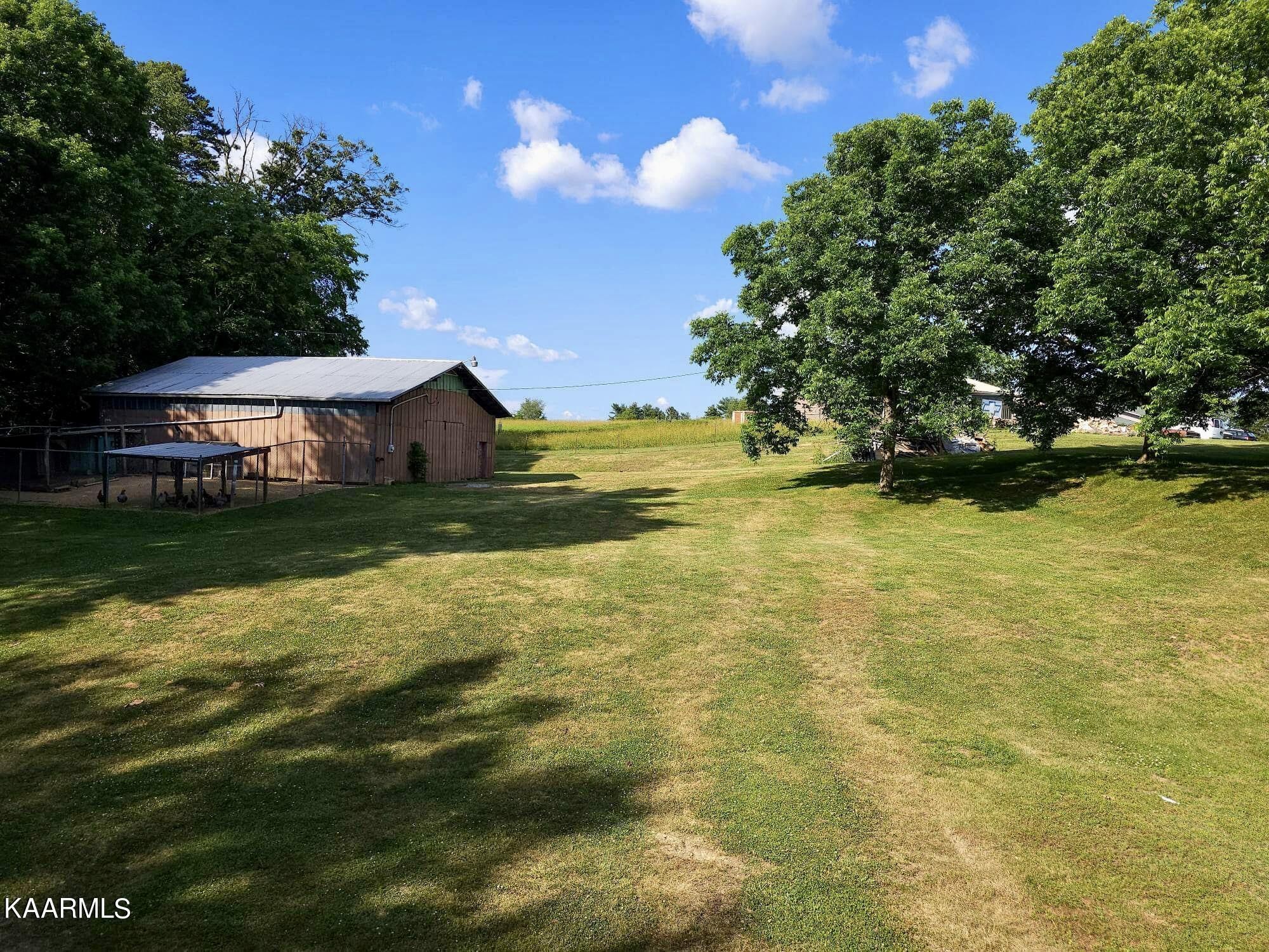 312 Gateway Road Maryville, TN 37804 - Photo 5 of 40 Gallery Image 5