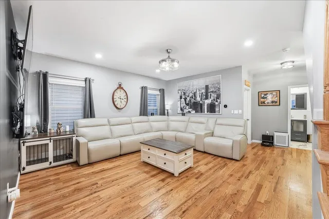 $5,500 | 285 Terrace Avenue, Unit 1, Jersey City, NJ 07307