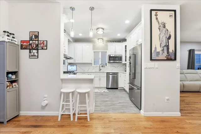 $5,500 | 285 Terrace Avenue, Unit 1, Jersey City, NJ 07307