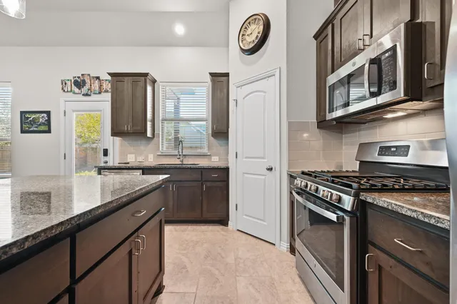 $465,000 | 703 Patriot Drive, Buda, TX 78610