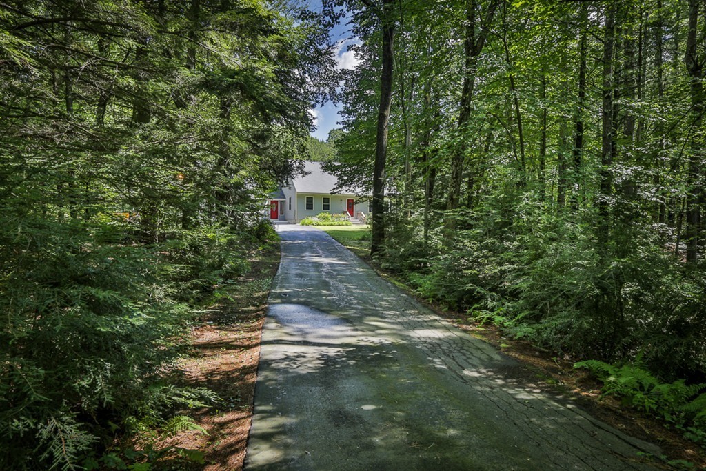 76 Bullard Road Princeton, MA 01541 - Photo 2 of 30