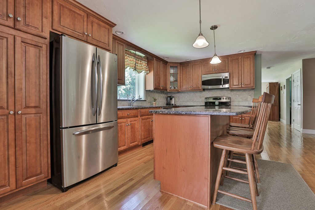 76 Bullard Road Princeton, MA 01541 - Photo 7 of 30