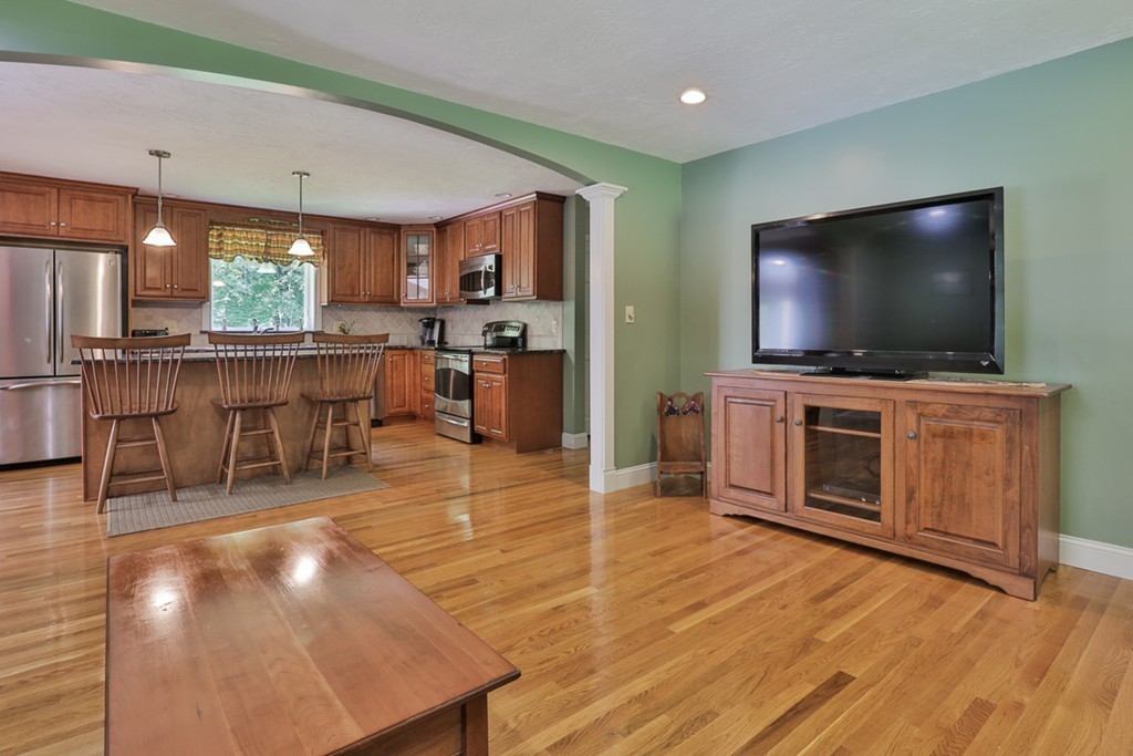 76 Bullard Road Princeton, MA 01541 - Photo 9 of 30