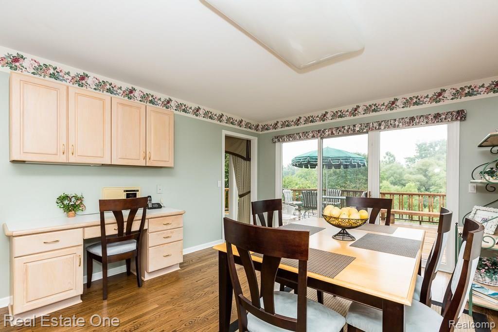2129 Clinton View Circle Rochester Hills, MI 48309 - Photo 12 of 37