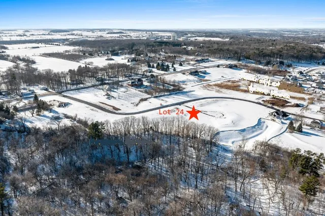 $154,900 | 5005 Half Crown Court, Unit 24, De Pere, WI 54115