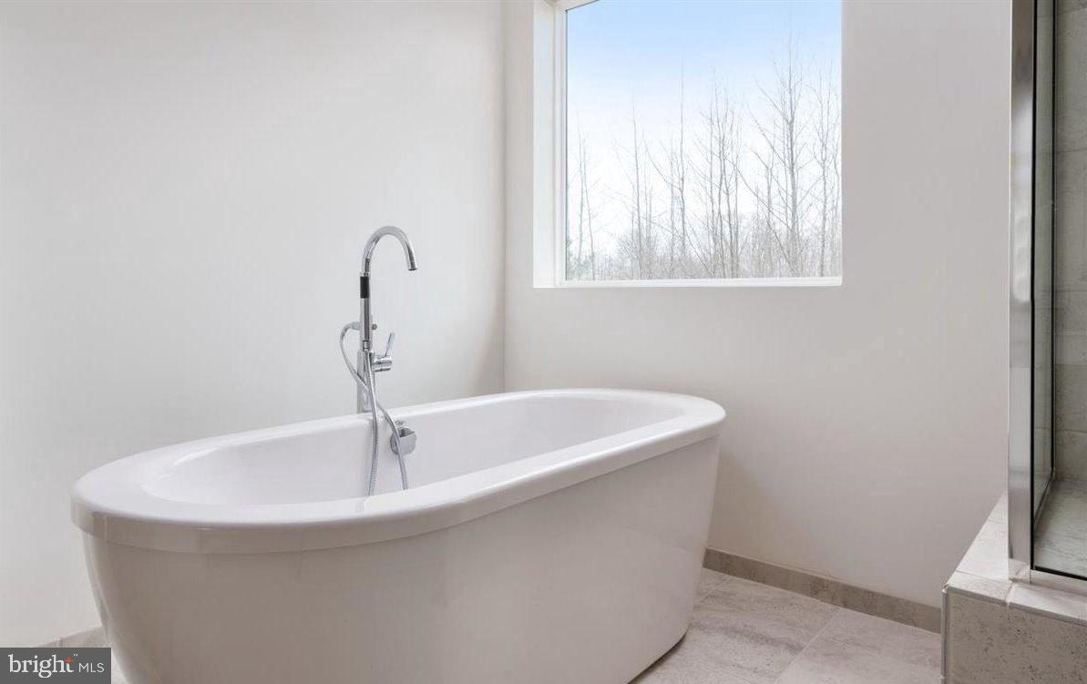 201 Featherstone Road Pasadena, MD 21122 - Photo 12 of 19 a close view of a sink in a bathroom