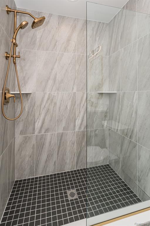 4540 Theheights Boulevard Rochester, MI 48306 - Photo 15 of 22 Gallery Image 15