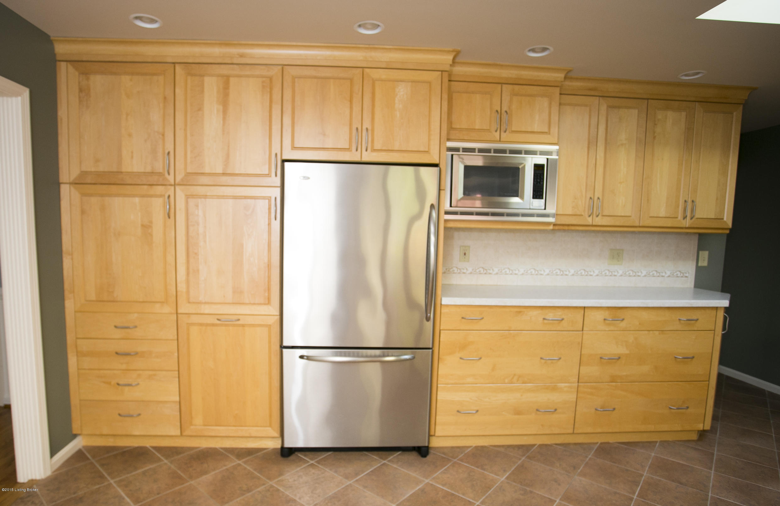 6420 Regal Road Louisville, KY 40222 - Photo 7 of 40 6420 Regal_6