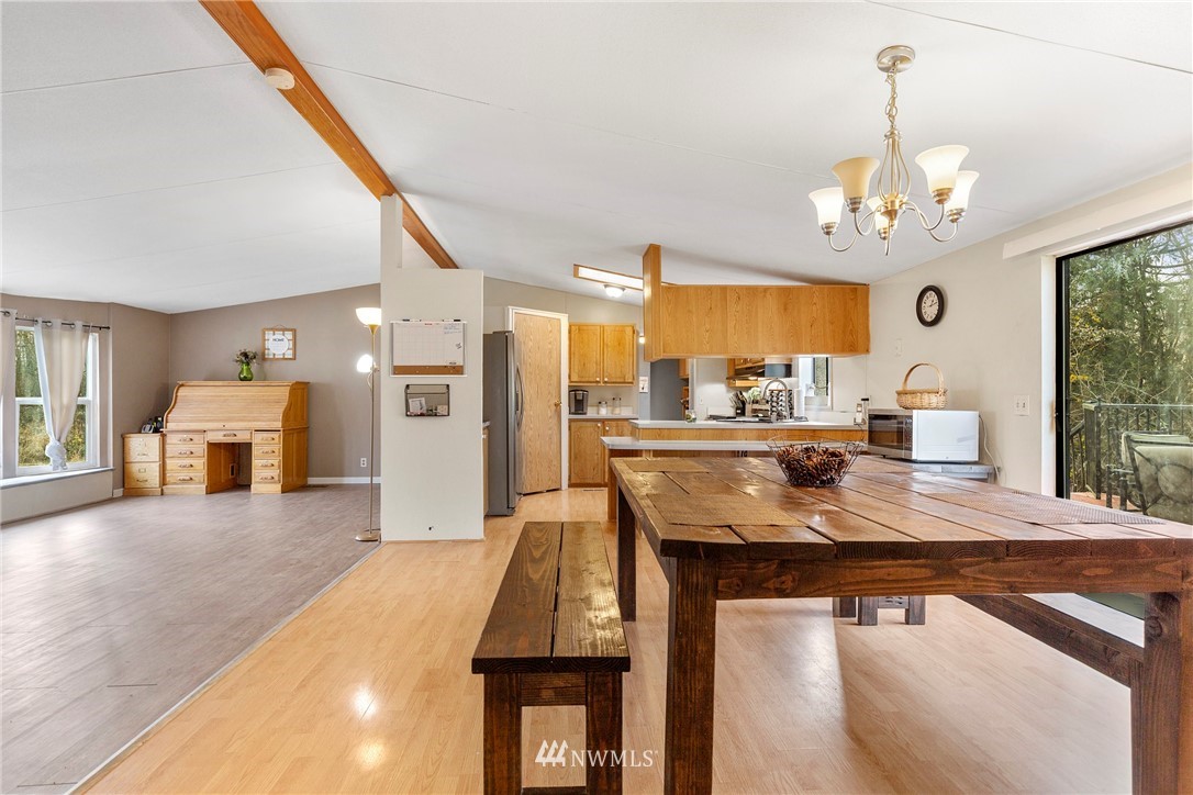 2680 H Street Road Blaine, WA 98230 - Photo 11 of 38