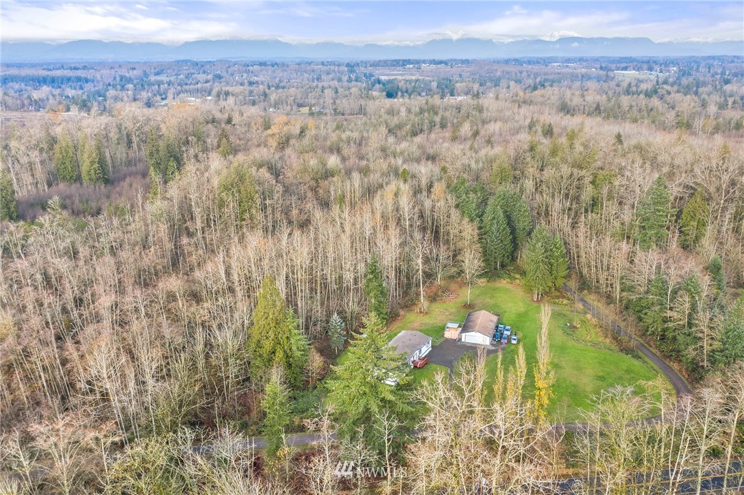 2680 H Street Road Blaine, WA 98230 - Photo 3 of 38
