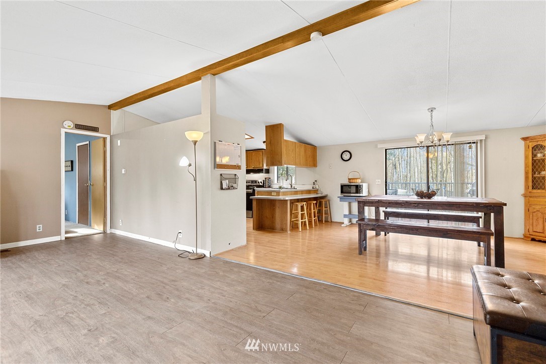 2680 H Street Road Blaine, WA 98230 - Photo 4 of 38