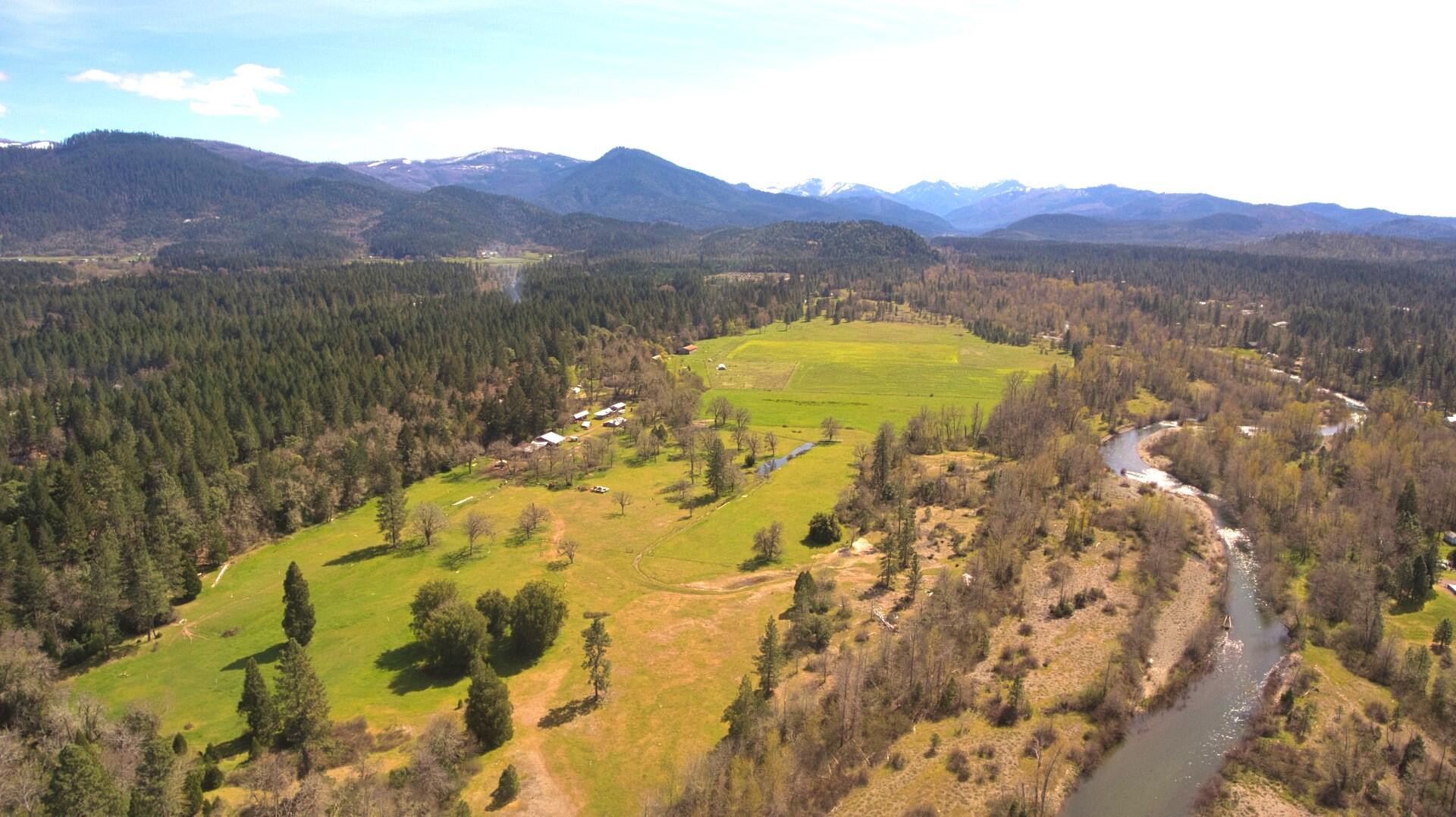 5048 Takilma Road Cave Junction, OR 97523 - Photo 23 of 28 5048 16