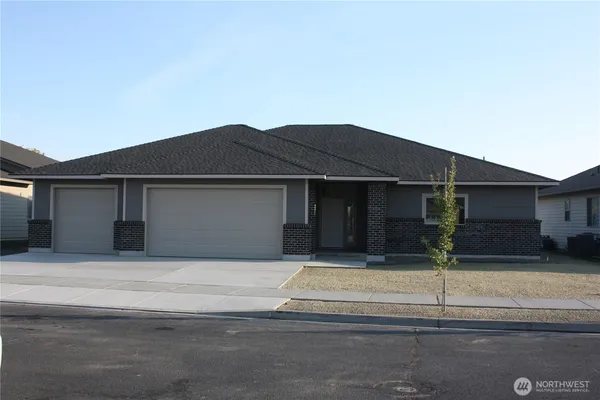 $646,000 | 3439 Blue Heron Lane, Moses Lake, WA 98837