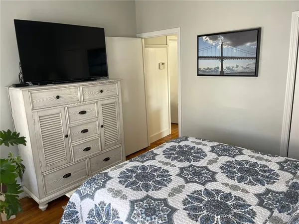 $394,950 | 4 Bayview Avenue, Unit 2, Bristol, RI 02809