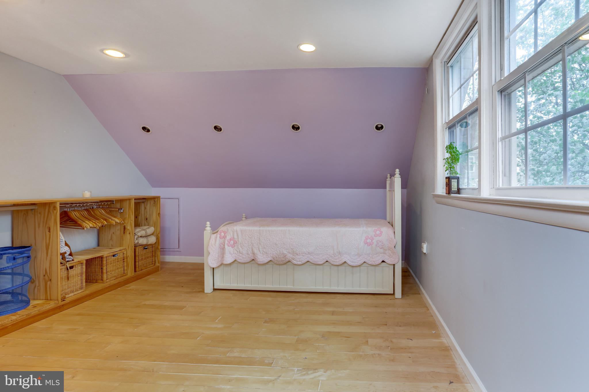 3221 South Glebe Road Arlington, VA 22202 - Photo 26 of 42 bedroom #2 upper floor