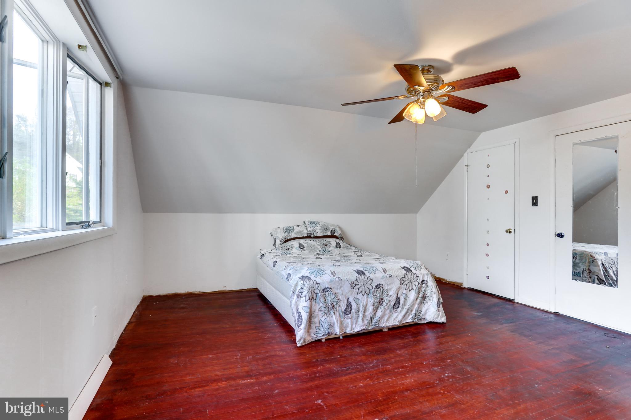 3221 South Glebe Road Arlington, VA 22202 - Photo 31 of 42 bedroom #3 upper floor