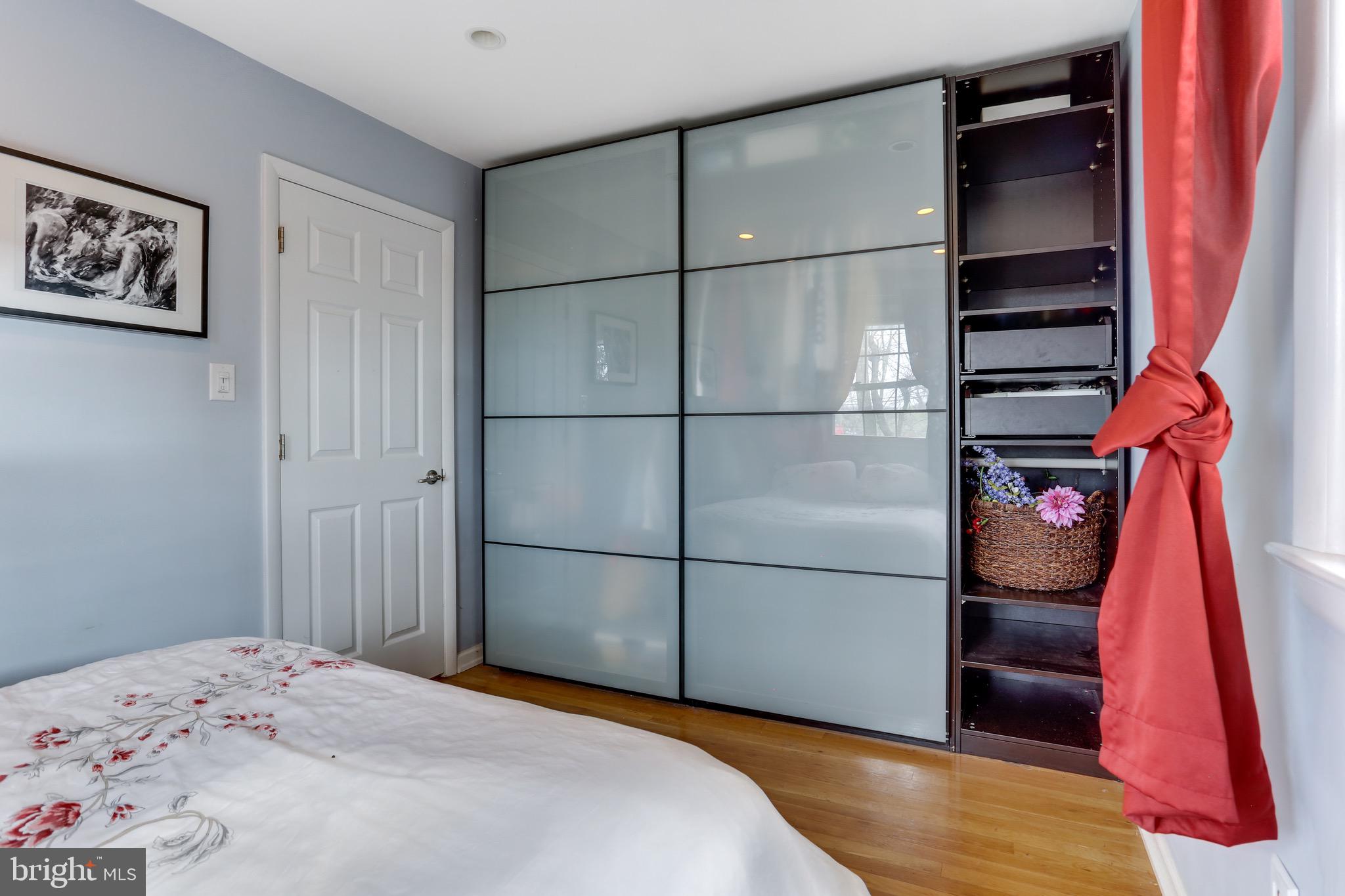 3221 South Glebe Road Arlington, VA 22202 - Photo 10 of 42 bedroom #1 main floor