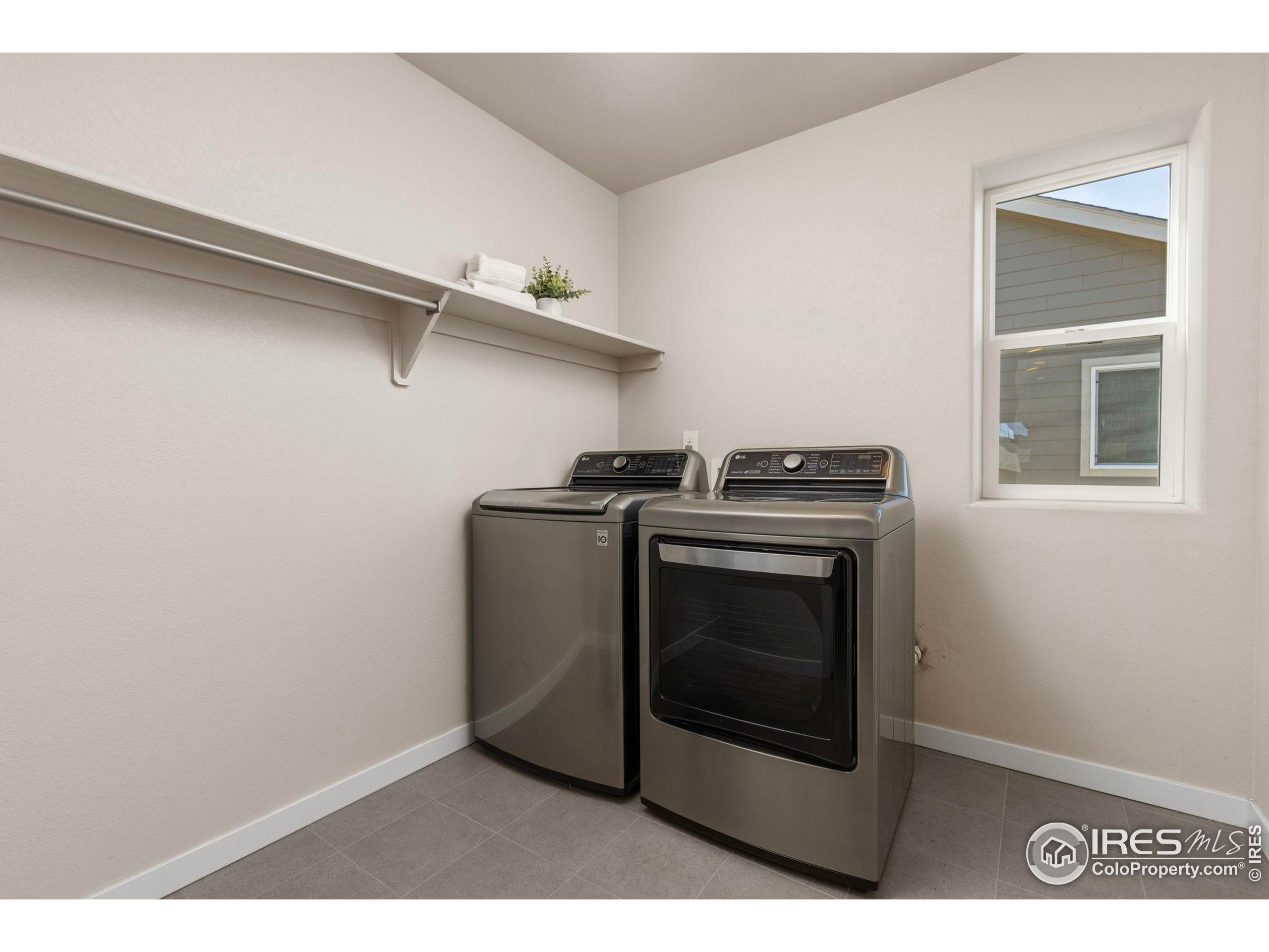 1223 Chilcott Street Berthoud, CO 80513 - Photo 18 of 38