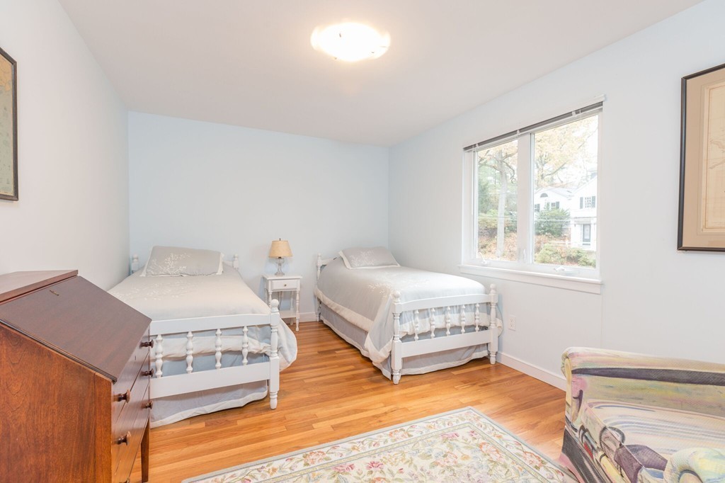 159 Carlton Road Newton, MA 02468 - Photo 9 of 24 Gallery Image 9