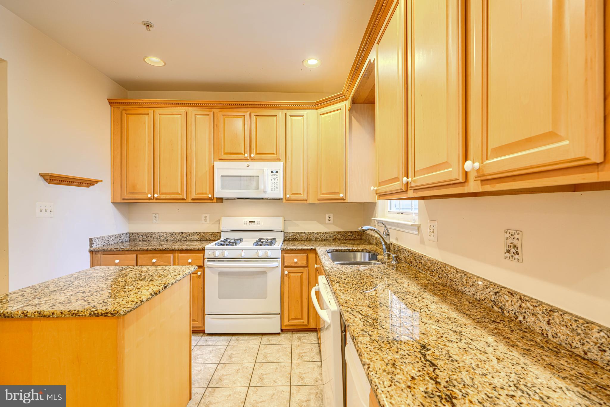 175 Tilden Way, Unit 175 Edgewater, MD 21037 - Photo 6 of 28