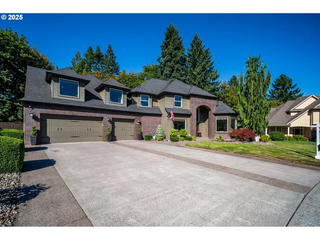 $1,220,000 | 1402 Northwest 151st Street, Vancouver, WA 98685
