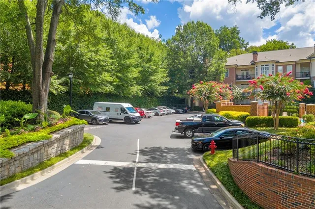 $449,000 | 825 Highland Lane Northeast, Unit 1207, Atlanta, GA 30306