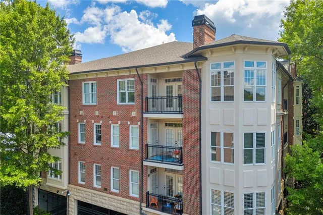 $449,000 | 825 Highland Lane Northeast, Unit 1207, Atlanta, GA 30306