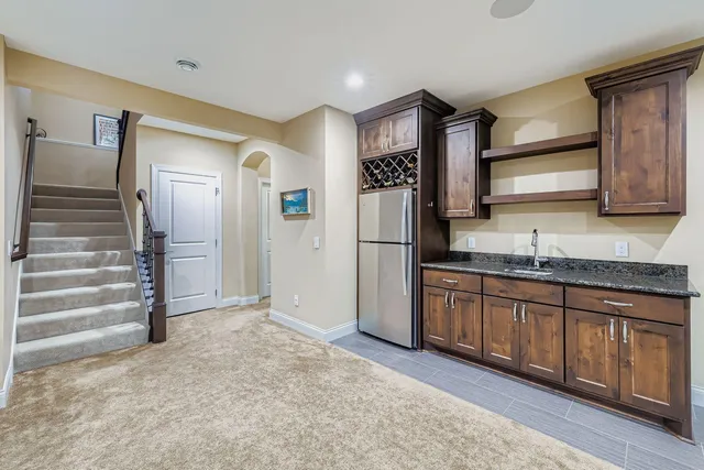 $999,900 | 5676 Garden Drive, Woodbury, MN 55129