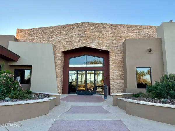 $2,100 | 3189 East Hazeltine Way, Chandler, AZ 85249