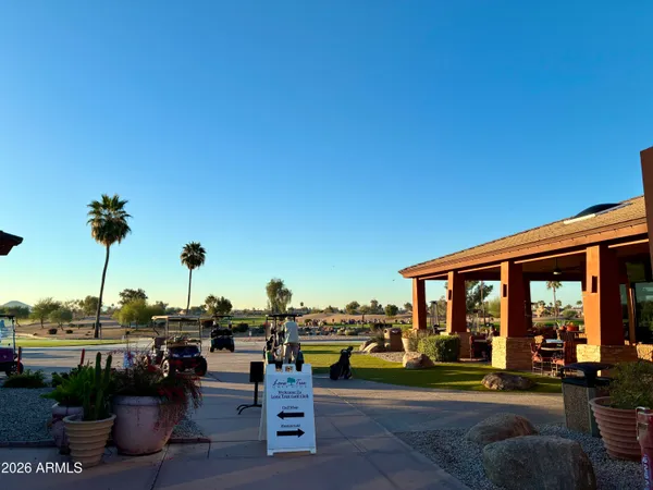 $2,200 | 3189 East Hazeltine Way, Chandler, AZ 85249