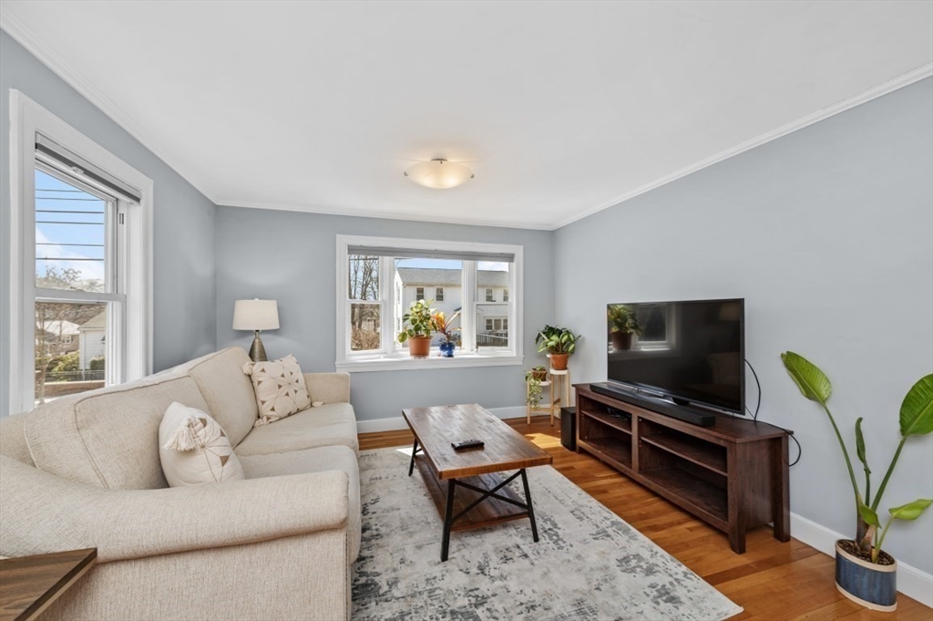 427 Appleton Street Arlington, MA 02476 - Photo 13 of 37