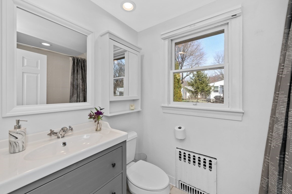 427 Appleton Street Arlington, MA 02476 - Photo 25 of 37