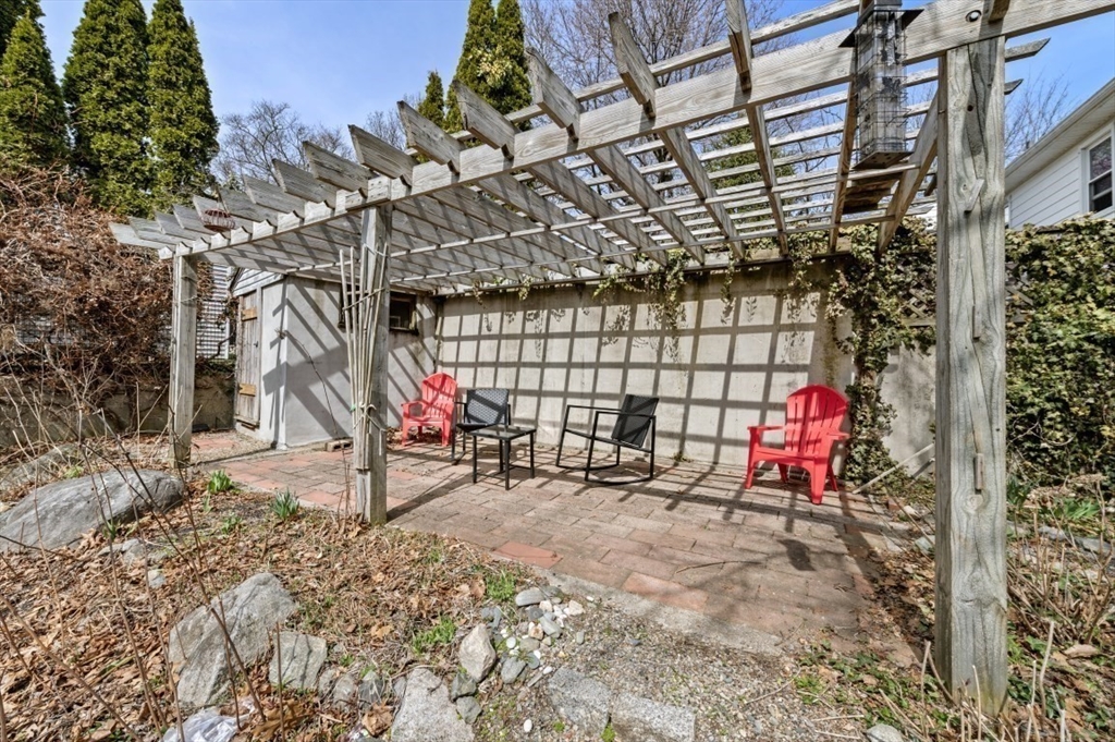 427 Appleton Street Arlington, MA 02476 - Photo 35 of 37