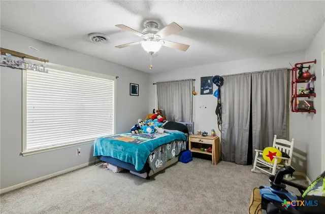 $289,900 | 403 Salisbury Lane, Victoria, TX 77904