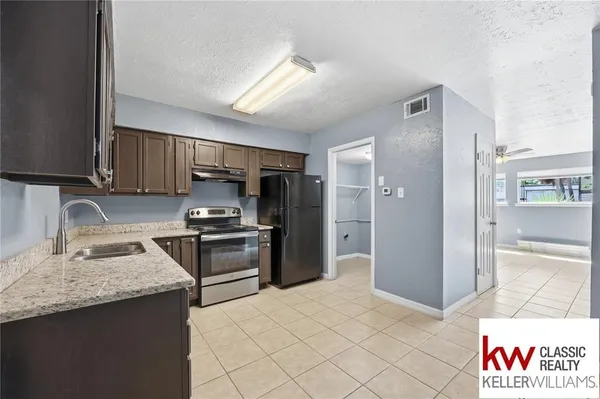 $1,650 | 3918 Crayrich Circle, Unit C2, Orlando, FL 32839