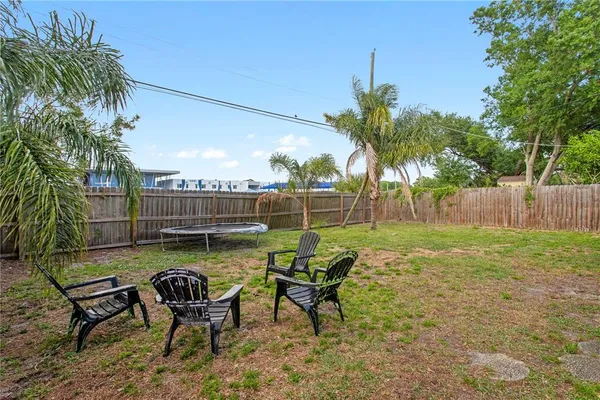 $2,950 | 4215 West Bay Vista Avenue, Tampa, FL 33611