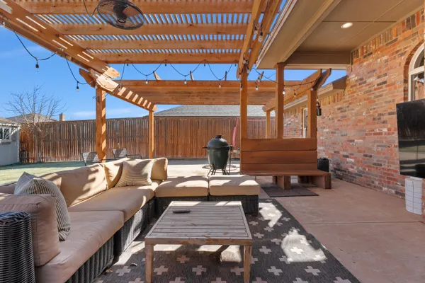 $407,500 | 6120 77th Street, Lubbock, TX 79424