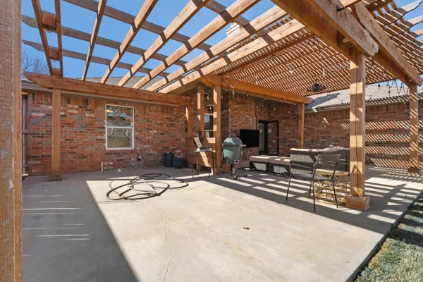 $407,500 | 6120 77th Street, Lubbock, TX 79424